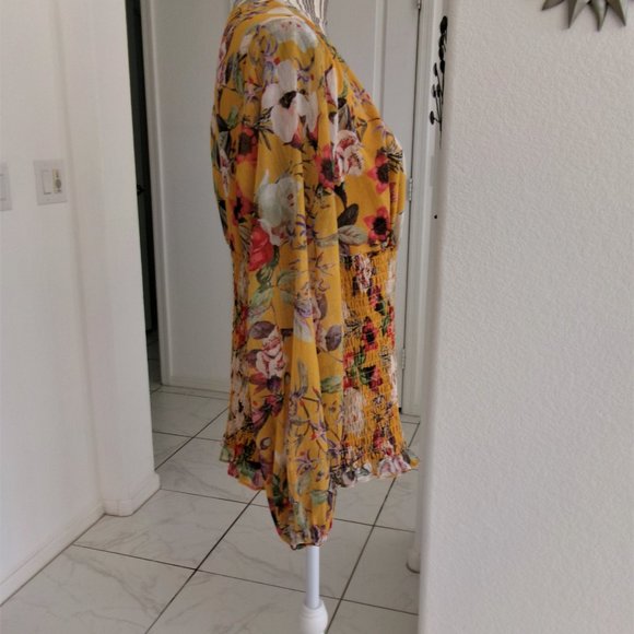Like New INC Long Semi Sheer Sleeve Floral Print Surplice Blouse Top XL  0X 14 - Picture 8 of 15